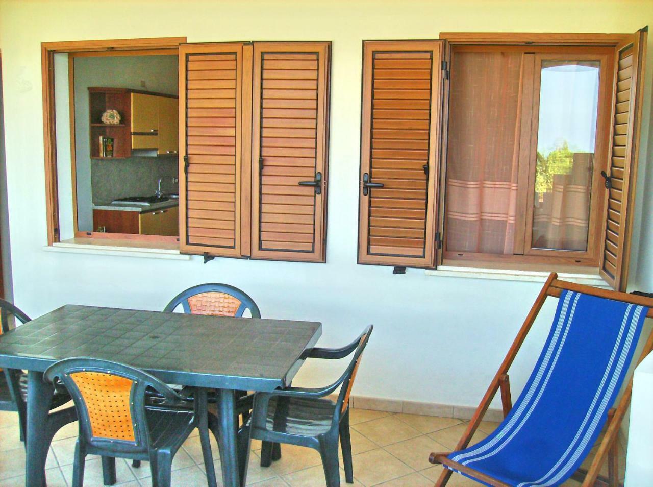Aparthotel Residenza Marinella à Zambrone Extérieur photo