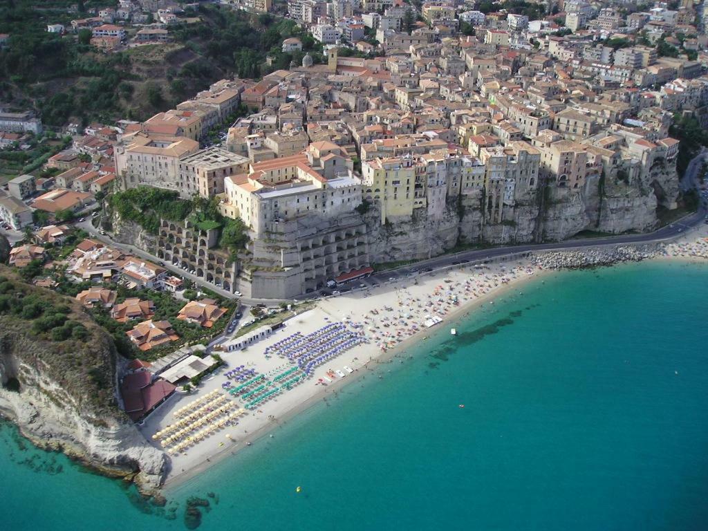 Aparthotel Residenza Marinella à Zambrone Extérieur photo